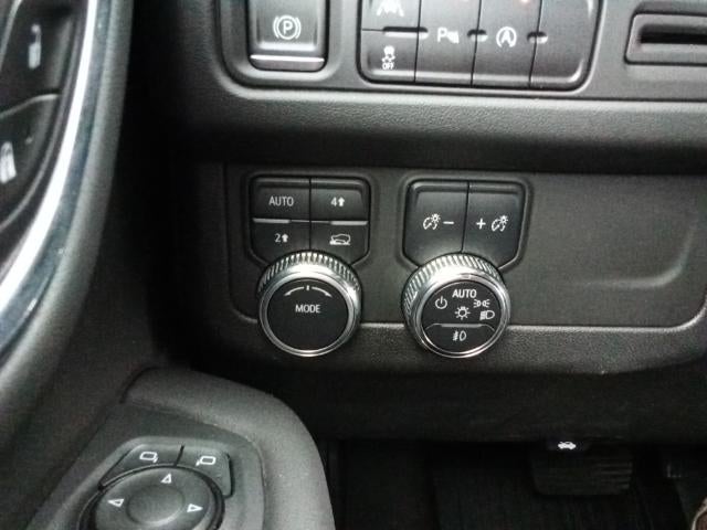 2023 GMC Yukon 4WD 4dr SLT