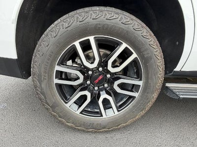 2024 GMC Yukon 4WD 4dr AT4