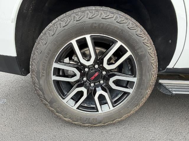 2024 GMC Yukon 4WD 4dr AT4