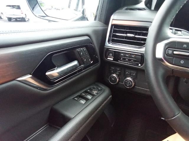 2025 GMC Yukon XL 4WD 4dr Denali