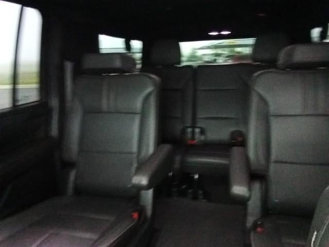 2024 Chevrolet Suburban 4WD RST