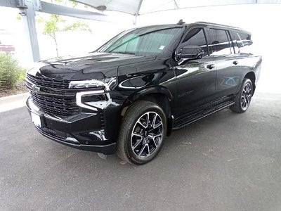 2024 Chevrolet Suburban 4WD RST