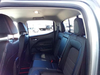 2022 GMC Canyon Crew Cab Short Box 4-Wheel Drive AT4 w/Cloth