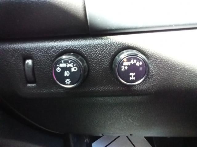 2022 GMC Canyon Crew Cab Short Box 4-Wheel Drive AT4 w/Cloth