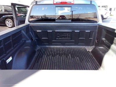 2022 GMC Canyon Crew Cab Short Box 4-Wheel Drive AT4 w/Cloth