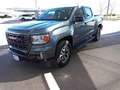 2022 GMC Canyon Crew Cab Short Box 4-Wheel Drive AT4 w/Cloth