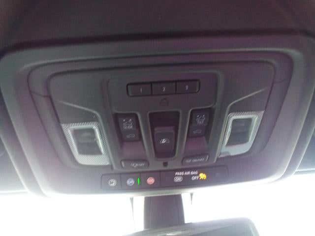 2021 GMC Sierra 1500 Crew Cab Standard Box 4-Wheel Drive AT4