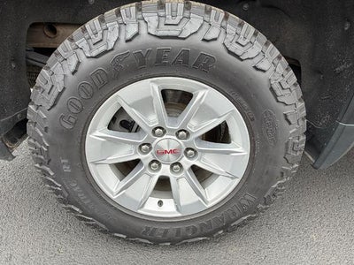 2021 GMC Sierra 1500 Crew Cab Short Box 4-Wheel Drive SLE