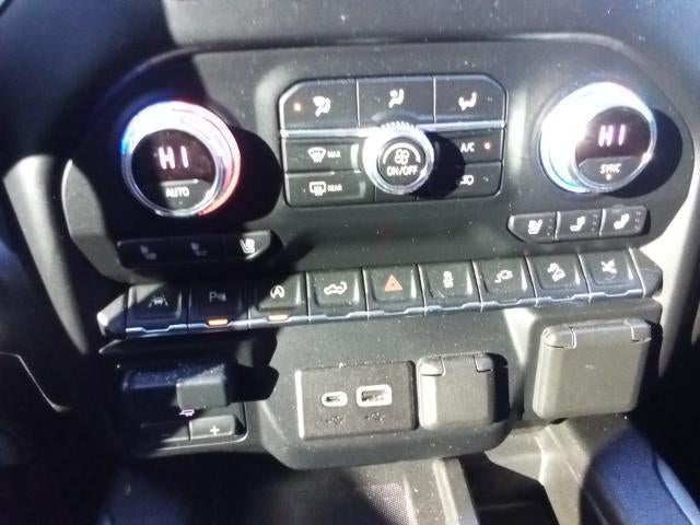 2021 GMC Sierra 1500 Crew Cab Short Box 4-Wheel Drive Denali