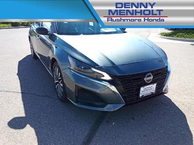 2024 Nissan Altima 2.5 SV Sedan