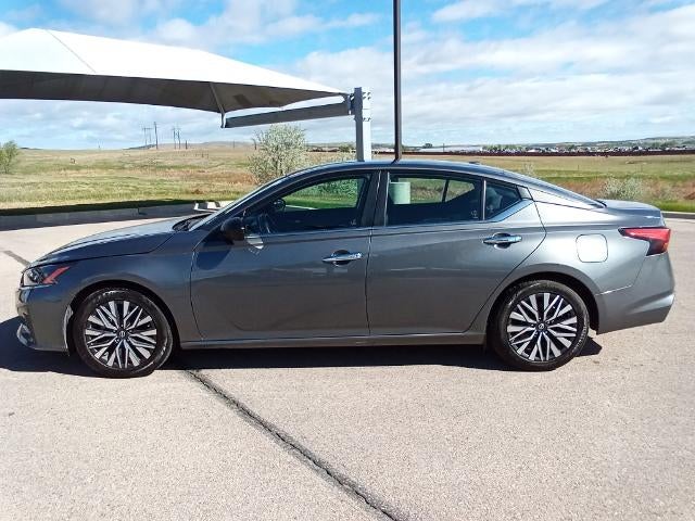 2024 Nissan Altima 2.5 SV Sedan