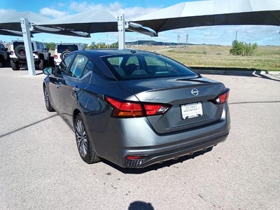 2024 Nissan Altima 2.5 SV Sedan