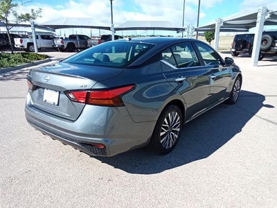 2024 Nissan Altima 2.5 SV Sedan