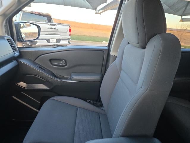 2022 Nissan Frontier Crew Cab 4x4 S Auto