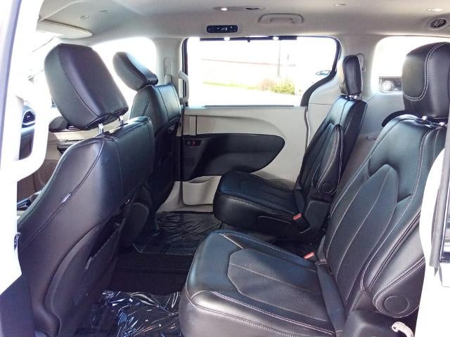 2024 Chrysler Pacifica Touring L FWD
