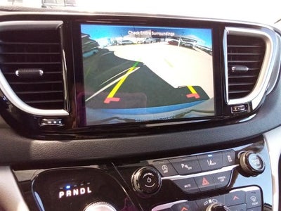 2024 Chrysler Pacifica Touring L FWD