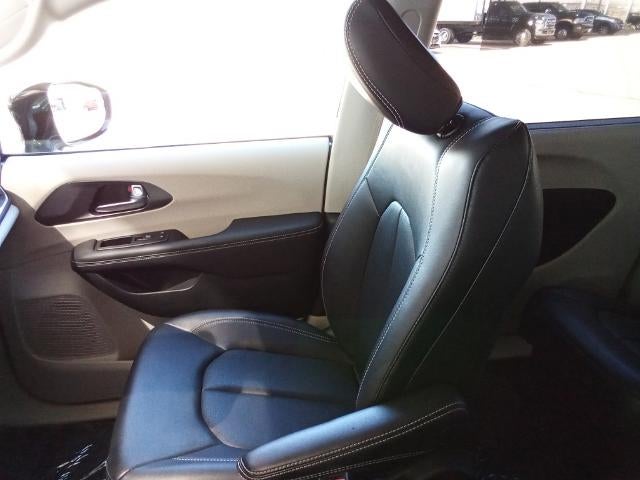 2024 Chrysler Pacifica Touring L FWD