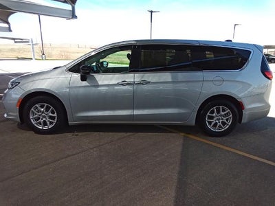 2024 Chrysler Pacifica Touring L FWD