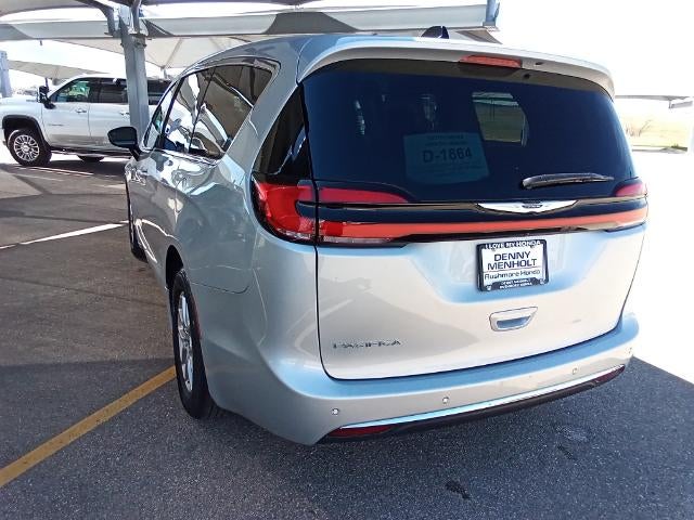 2024 Chrysler Pacifica Touring L FWD