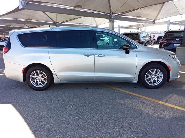 2024 Chrysler Pacifica Touring L FWD