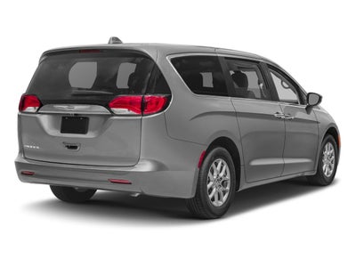 2017 Chrysler Pacifica Touring FWD