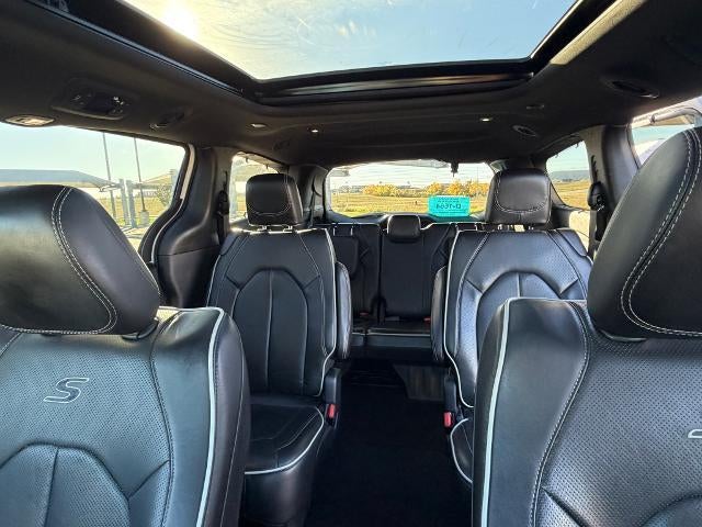 2025 Chrysler Pacifica Limited FWD