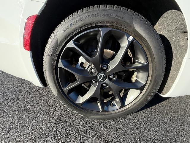 2025 Chrysler Pacifica Limited FWD