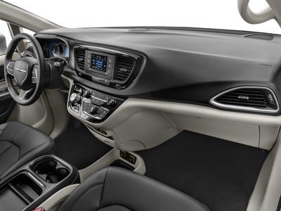 2017 Chrysler Pacifica Limited FWD