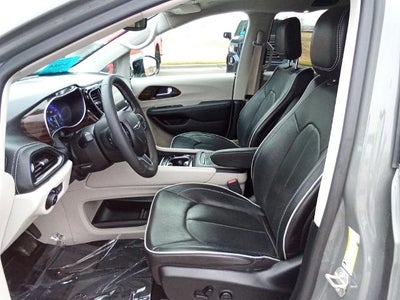 2023 Chrysler Pacifica Limited AWD