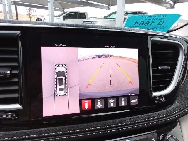 2023 Chrysler Pacifica Limited AWD