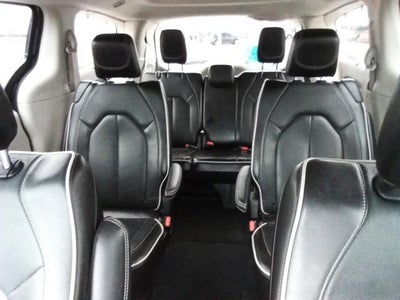 2023 Chrysler Pacifica Limited AWD