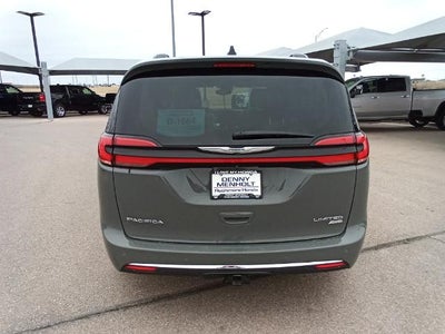2023 Chrysler Pacifica Limited AWD