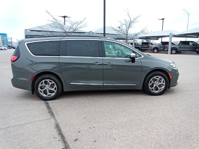 2023 Chrysler Pacifica Limited AWD