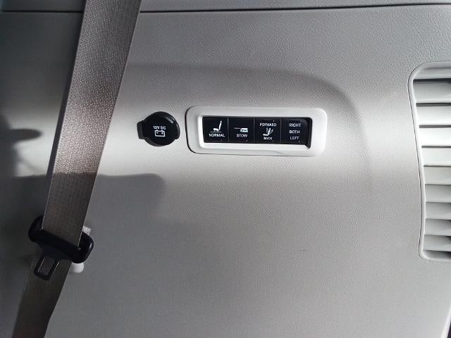 2023 Chrysler Pacifica Limited AWD