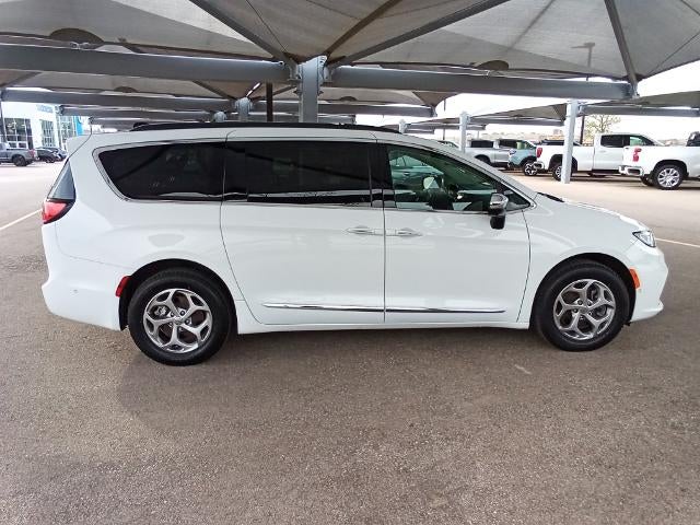 2023 Chrysler Pacifica Limited AWD