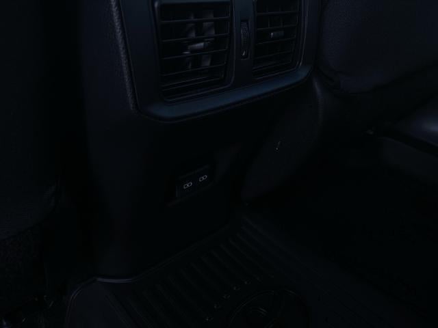 2023 Toyota RAV4 Hybrid Woodland AWD (Natl)