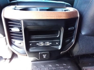 2024 RAM 3500 Longhorn 4x4 Crew Cab 8' Box
