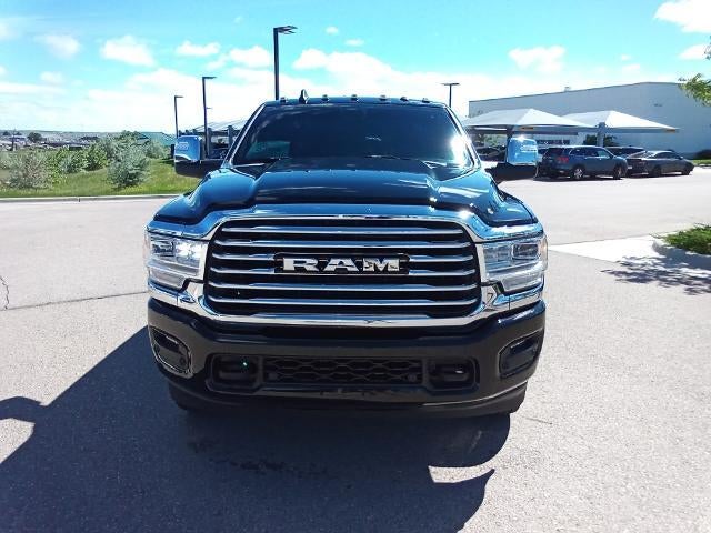 2024 RAM 3500 Longhorn 4x4 Crew Cab 8' Box
