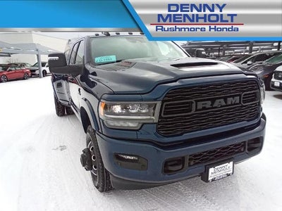 2024 RAM 3500 Limited 4x4 Crew Cab 8' Box