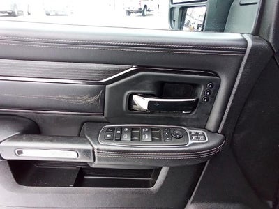 2024 RAM 3500 Limited 4x4 Crew Cab 8' Box