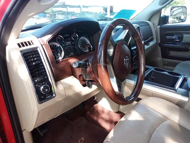 2014 RAM 2500 4WD Crew Cab 6.4 Ft Box Laramie