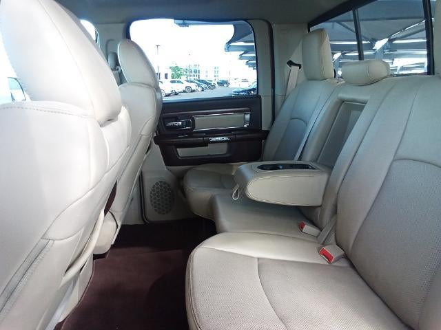 2014 RAM 2500 4WD Crew Cab 6.4 Ft Box Laramie