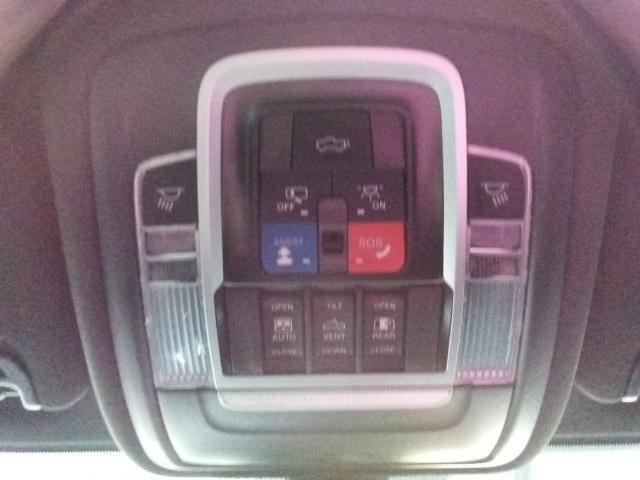 2022 RAM 2500 Limited 4x4 Mega Cab 6'4" Box