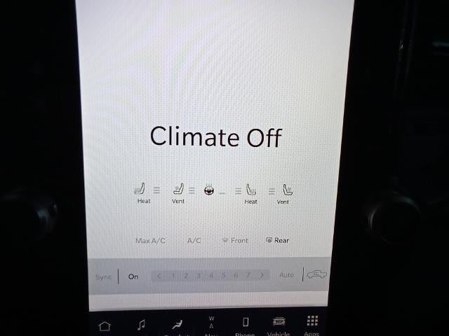 2022 RAM 2500 Limited 4x4 Mega Cab 6'4" Box