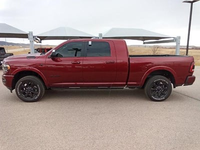 2022 RAM 2500 Limited 4x4 Mega Cab 6'4" Box