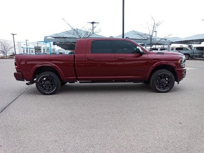 2022 RAM 2500 Limited 4x4 Mega Cab 6'4" Box