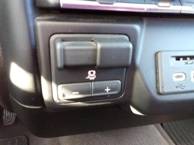 2020 Chevrolet Silverado 1500 Crew Cab Standard Box 4-Wheel Drive LT