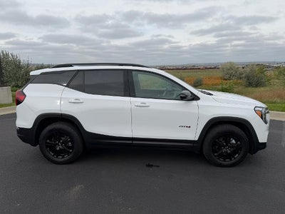 2023 GMC Terrain AWD 4dr AT4