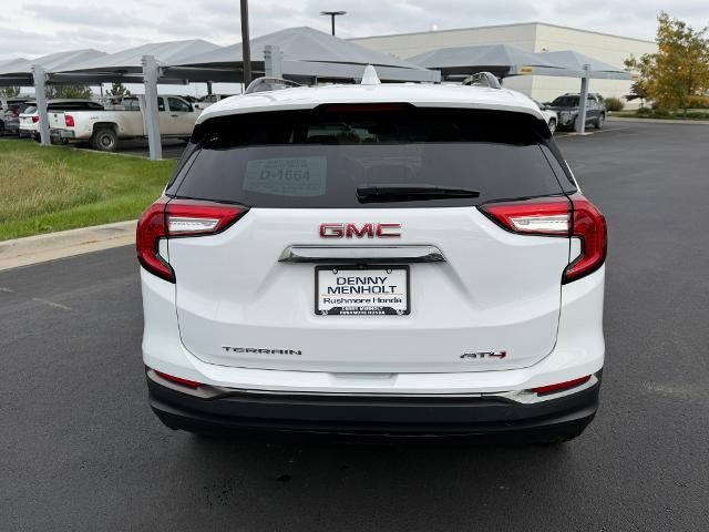 2023 GMC Terrain AWD 4dr AT4