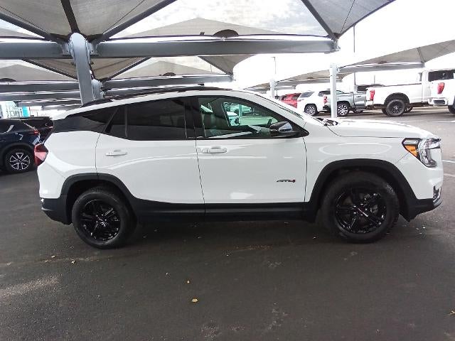 2023 GMC Terrain AWD 4dr AT4
